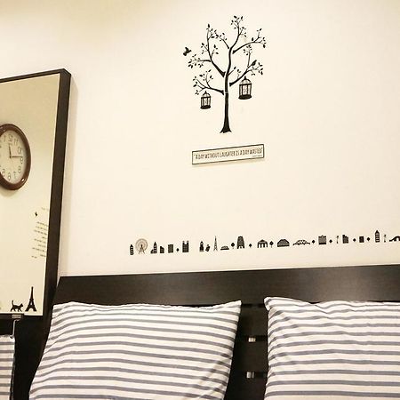 Wake Up Hostel กรุงเทพมหานคร ภายนอก รูปภาพ